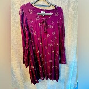 Old Navy Maroon floral dress- size Large- perfect for fall!! 🍁🍂